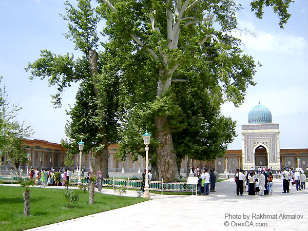 Al-Bukhari mausoleum