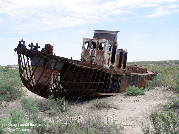 http://www.orexca.com/images/fotogallery/img_full/aral-sea4.jpg