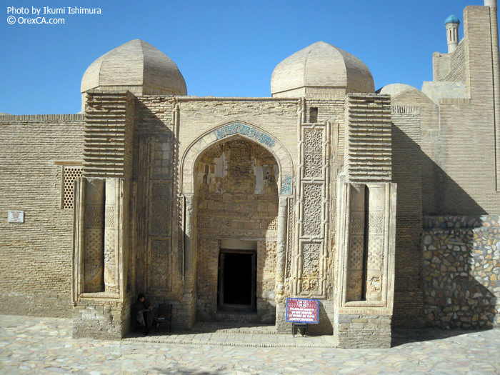 Magoki-Attari Mosque