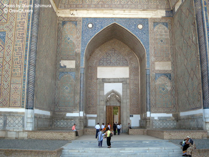 Bibi-Khanym mosque