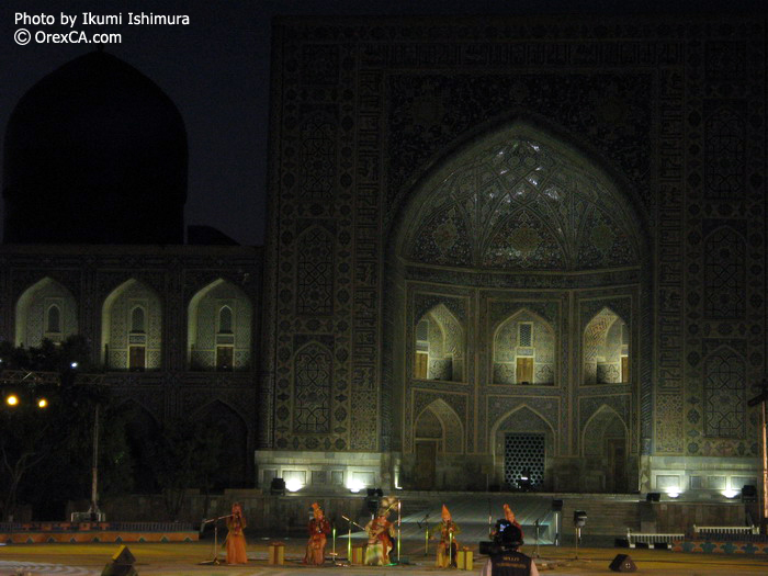 Tilllya-Kari Madrassah