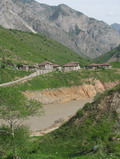 Chatcal Mountains riverside resort. Hotels in Charvak