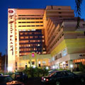Le Grande Plaza Hotel