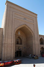 Shirgazi-khan Madrassah