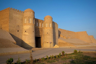 Tash-Darvoza Gate, Khiva