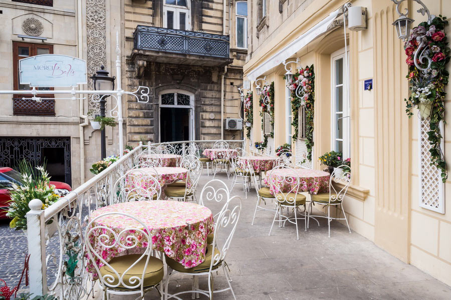 Cafes and Restaurants in Baku