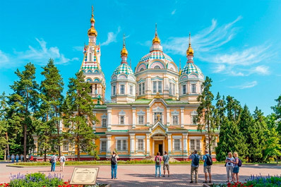 Кафедральный Собор Зенкова, Алматы, Казахстан