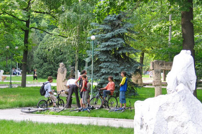 Oak Park, Bishkek
