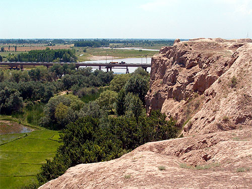 Picture of Syr Darya River in Fergana Valley