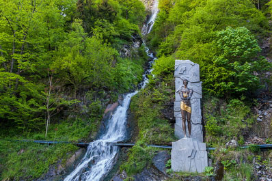 Statue of Prometheus, Borjomi
