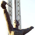 Памятник Юрию Гагарину. Фотографии Ташкента