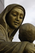 Monuments of Mustakillik Square – Monuments of Tashkent