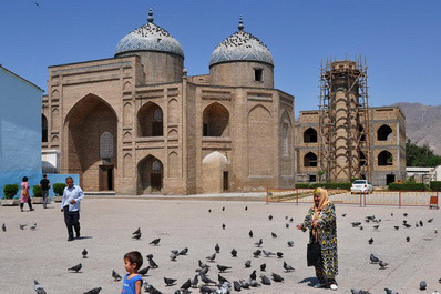 Mausoleum of Sheikh Muslihiddin Khujandi