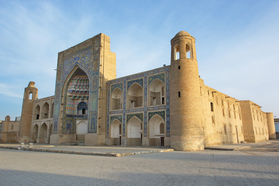 Abdulazizkhan Madrasah, Bukhara