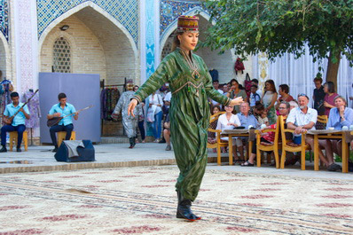 Folklore show in Nodir Devon-Beghi Madrasah