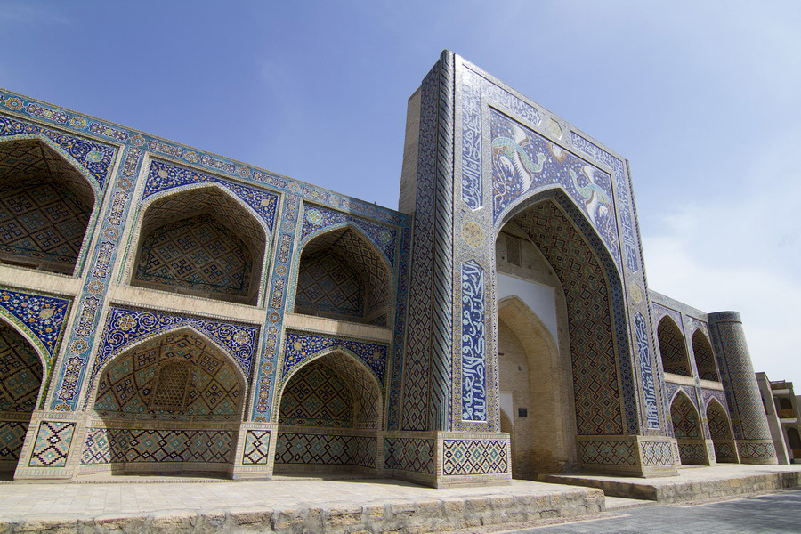 Nadir Divan-Begi Madrasah, Bukhara