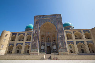 Poi-Kalyan ensemble, Bukhara