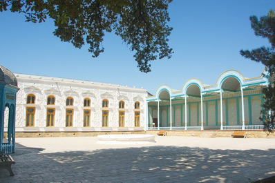 Sitorai Mokhi-Khosa Palace, vicinity of Bukhara