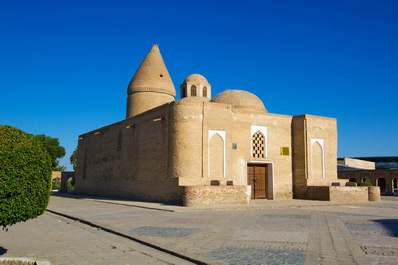 Mausoleum of Chashma Ayub