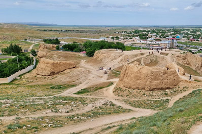 Ruins of Nur Fortress, Nurata