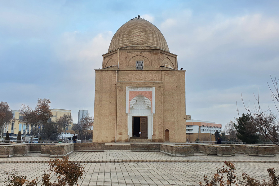 Rukhabad Mausoleum, Samarkand