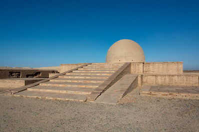 Буддийский храмовый комплекс Фаязтепа, Термез