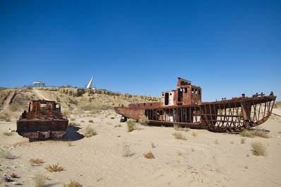 Cemetery of Ships, Muynak