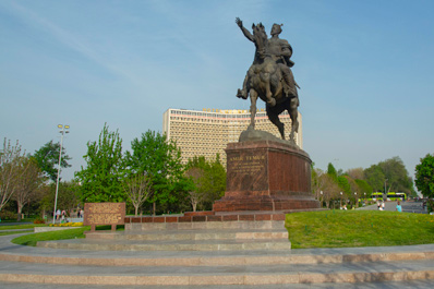 Amir Timur Square, Tashkent