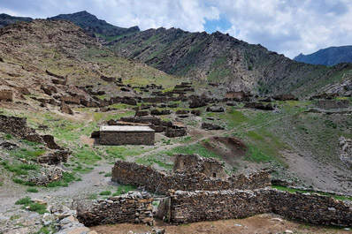 Nuratau Mountains