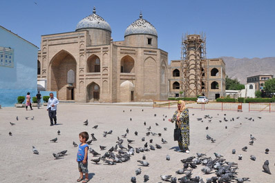 Mausoleum of Sheikh Muslihiddin Khujandi