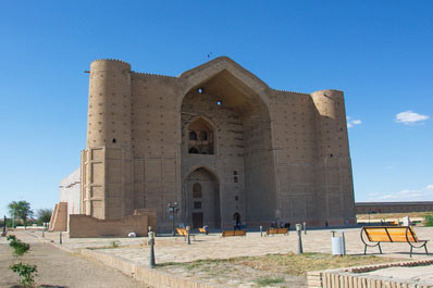 2-Day Turkestan and Otrar Tour (from Tashkent)