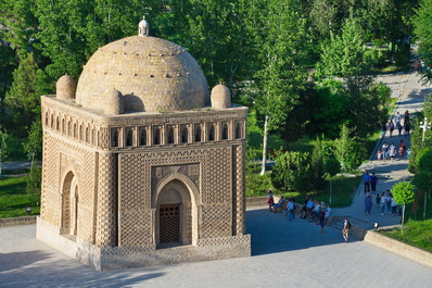 Uzbekistan UNESCO Sites Tour from Italy