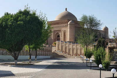 Mausoleum of Abu Khafs Kabir