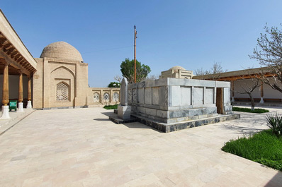 Tomb of Khodja Muhammad Baba as-Samasi